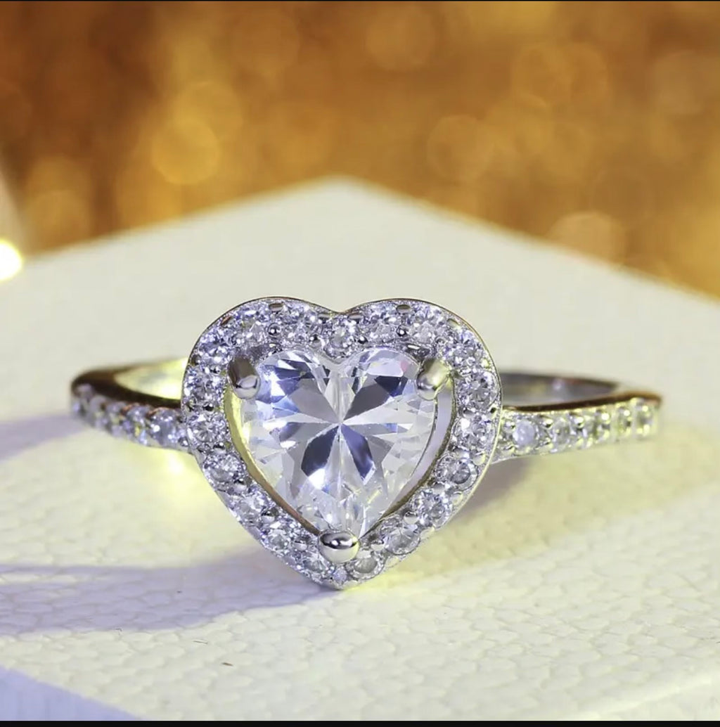 Heart-Shaped Love Ring Zircon Female Fashion Jewelry