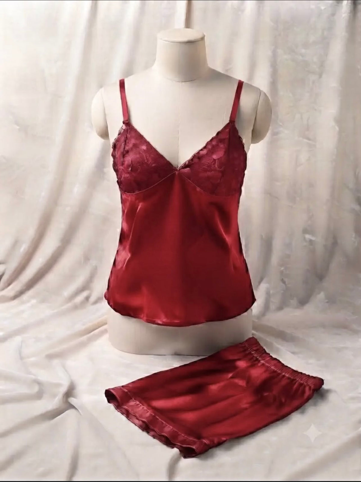 Jersey Embroidered Comfortable And Lightweight
Nightwear Set