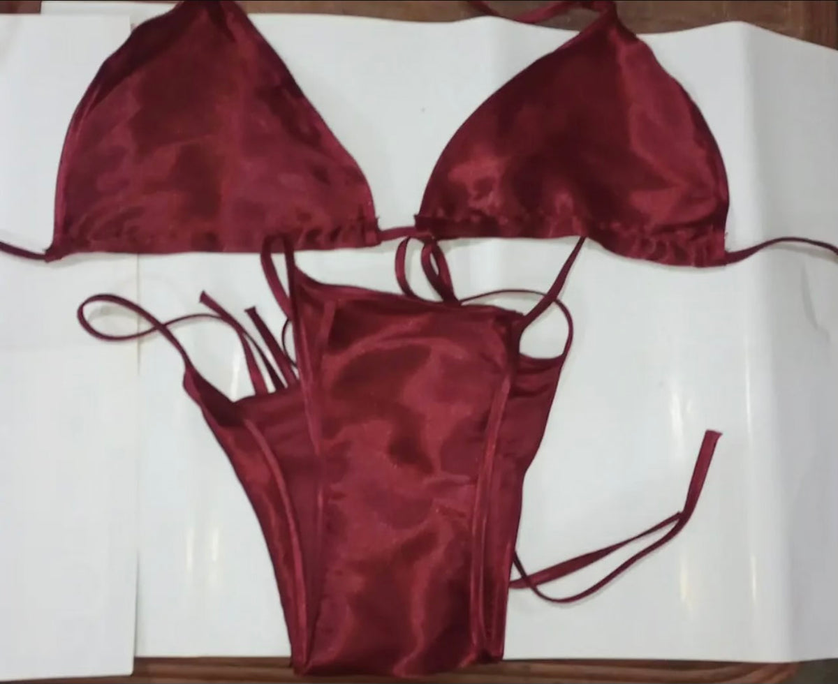 Silk Plain Comfortable And Lightweight Bikini Set / Swimwear For Girls / Bra & Panty