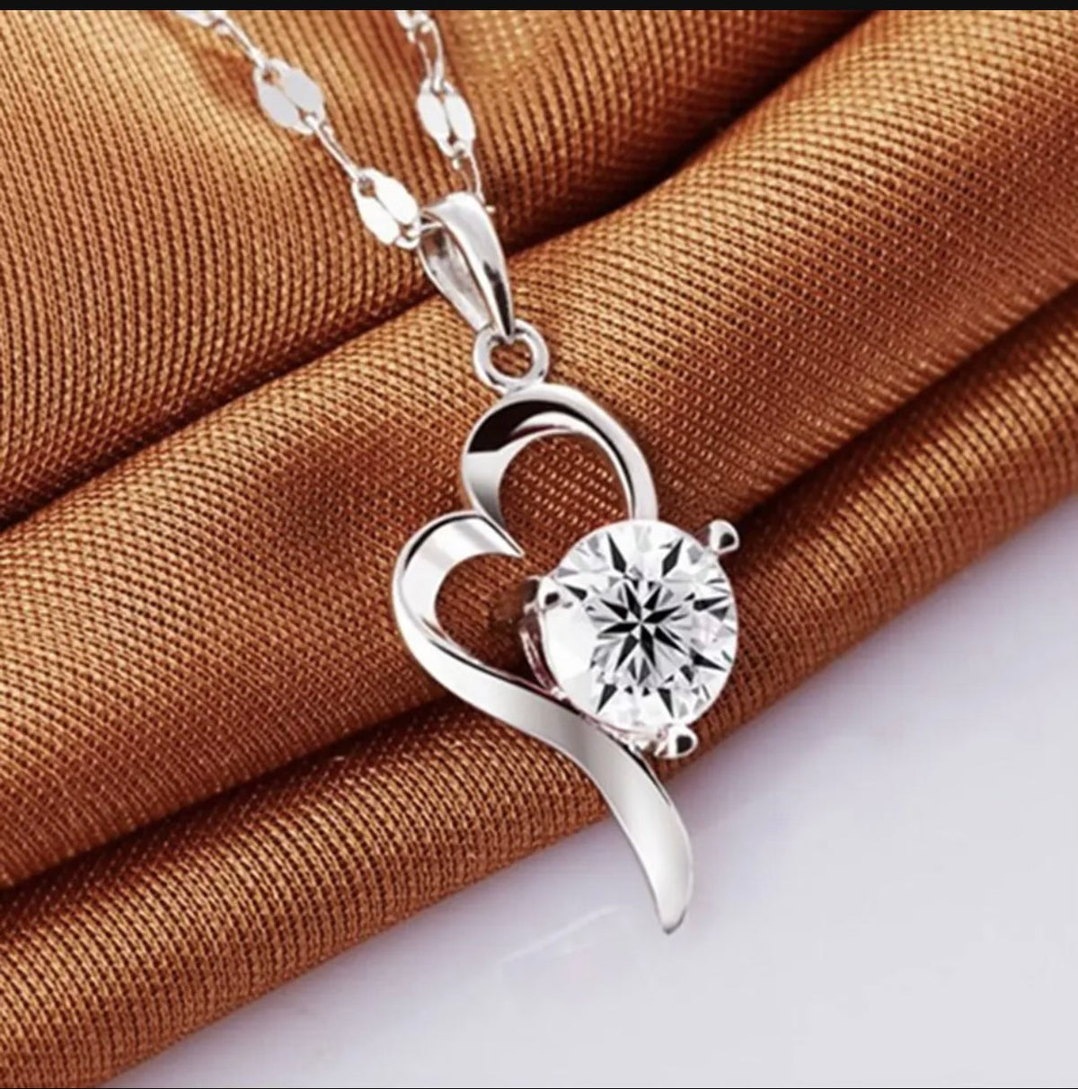 Silver Plated Korean Love Pendant Necklace for Women