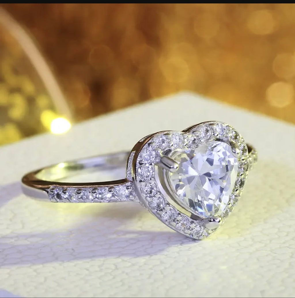 Heart-Shaped Love Ring Zircon Female Fashion Jewelry