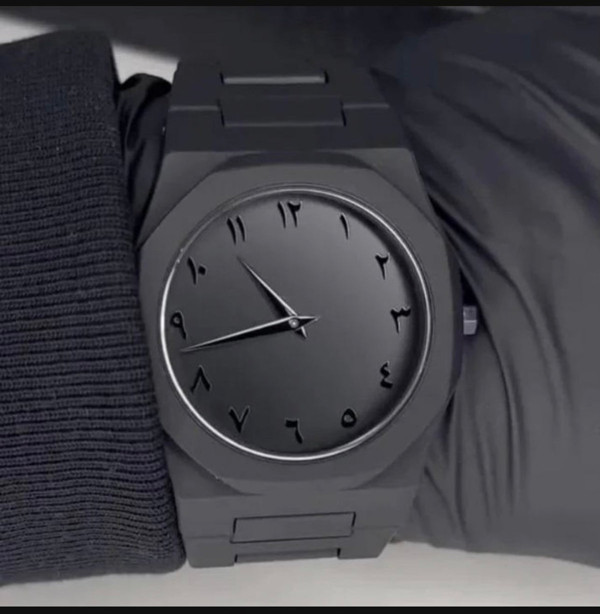 Men's Black Arabic Aura Quartz Watch Water Resistant