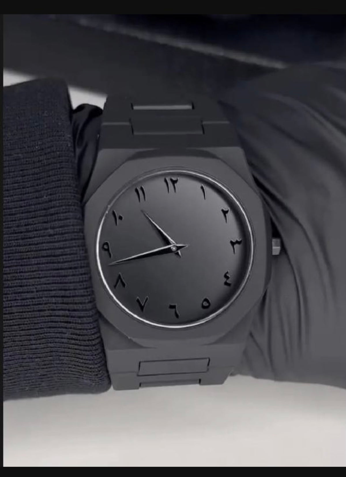 Men's Black Arabic Aura Quartz Watch Water Resistant